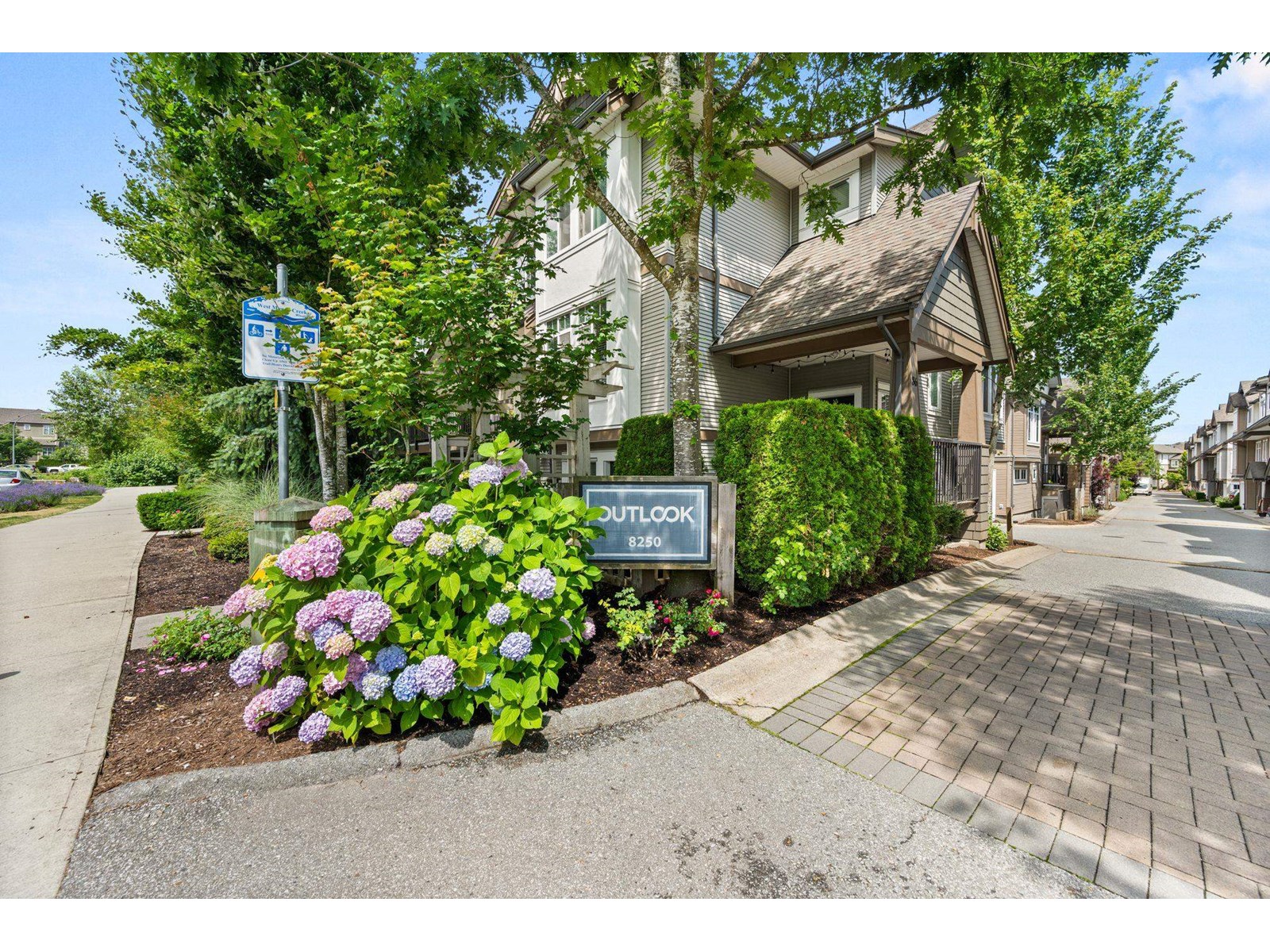 Photo 30 of 28 8250 209 B Street, Langley BC