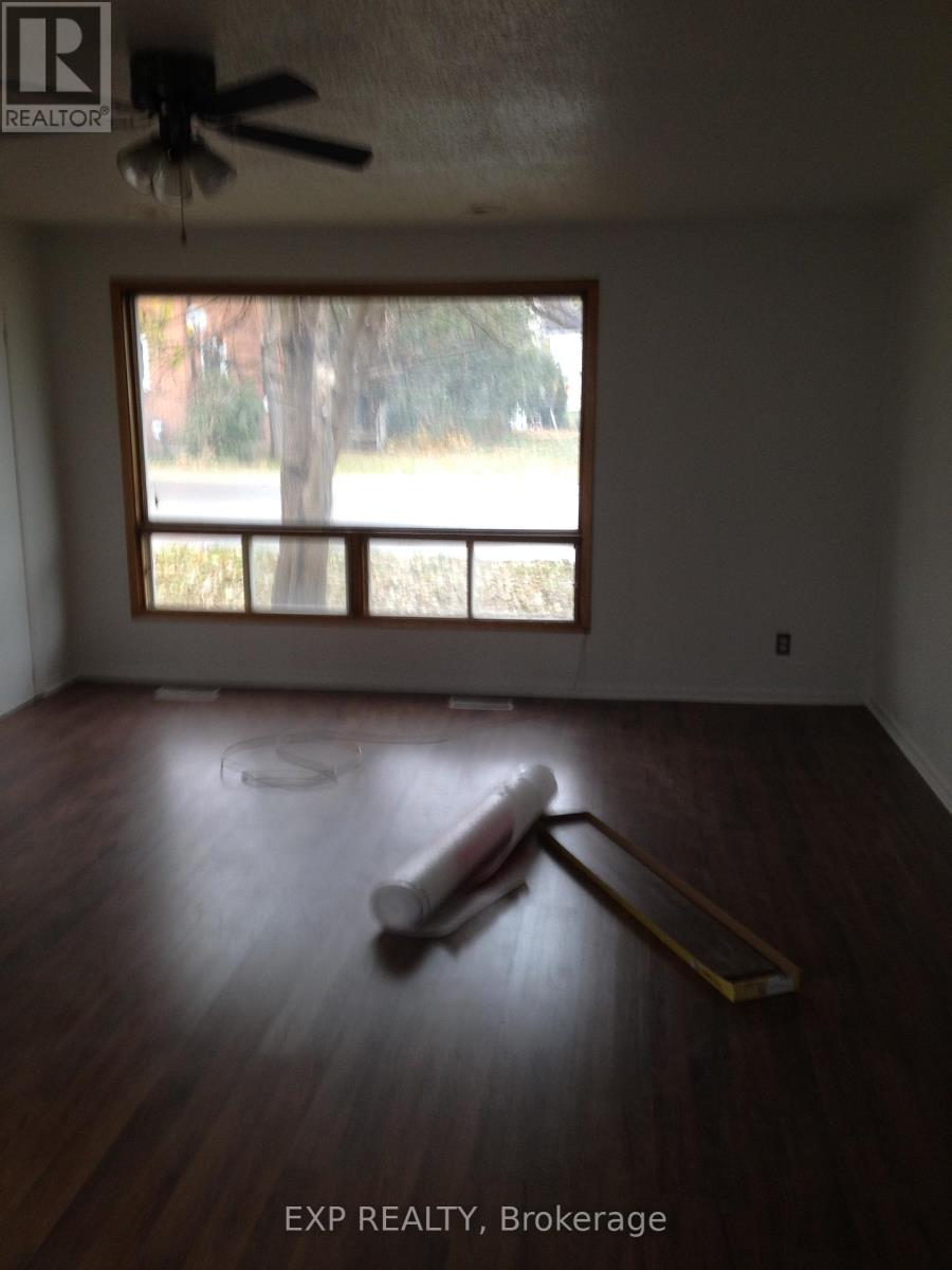 Photo 10 of 294 Moffatt Street, Carleton Place ON