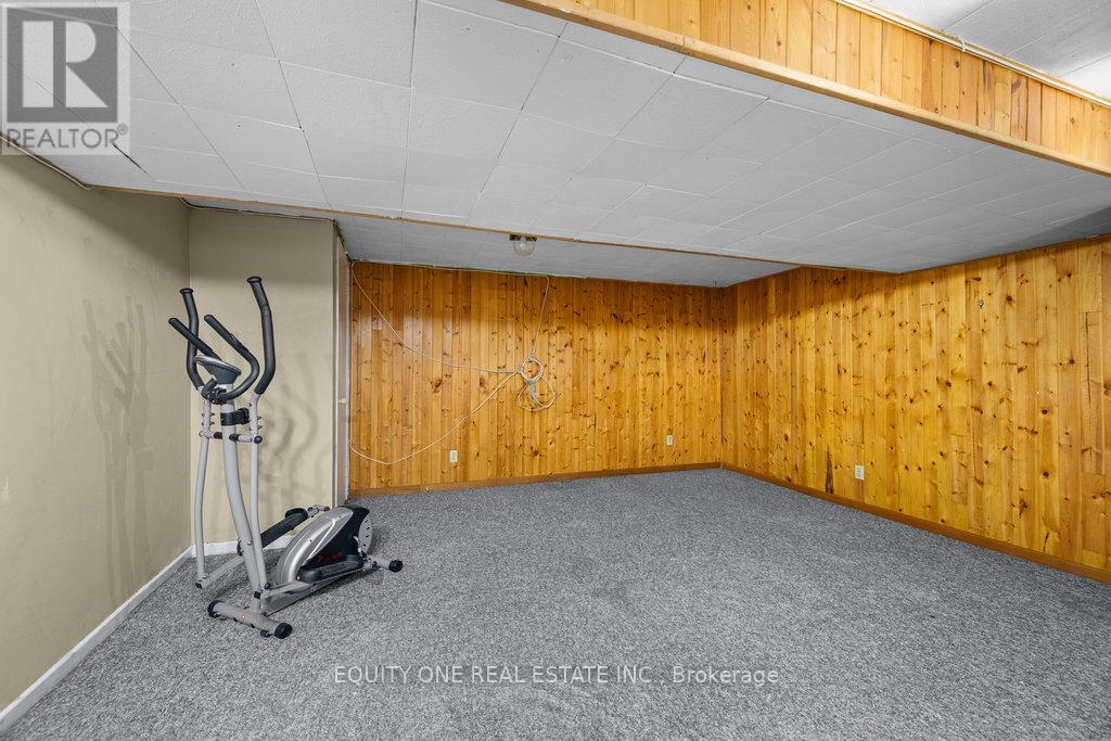 Photo 21 of 426 Woodfield Drive, Ottawa ON
