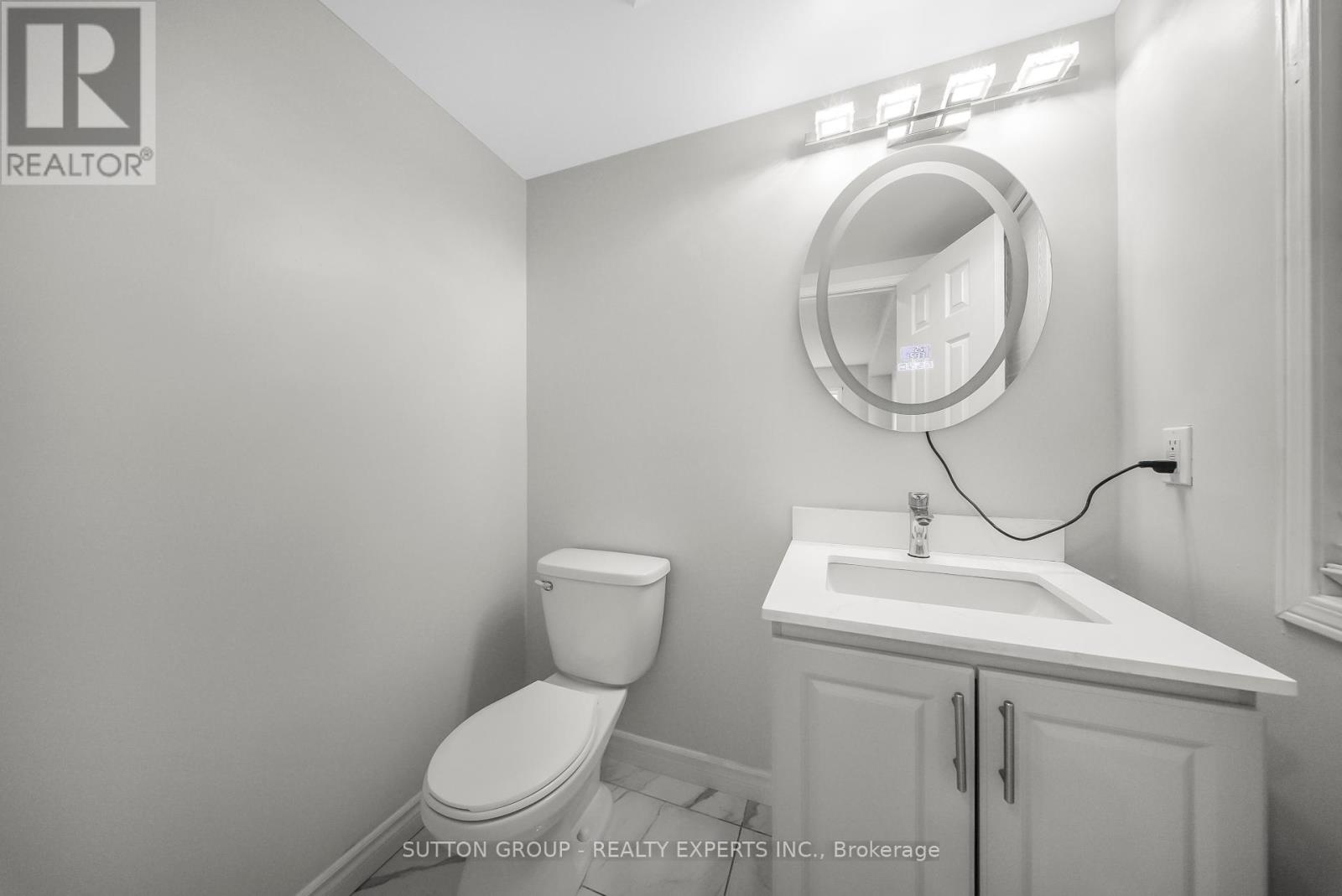 Photo 12 of 149 Osborn Avenue, Brantford ON
