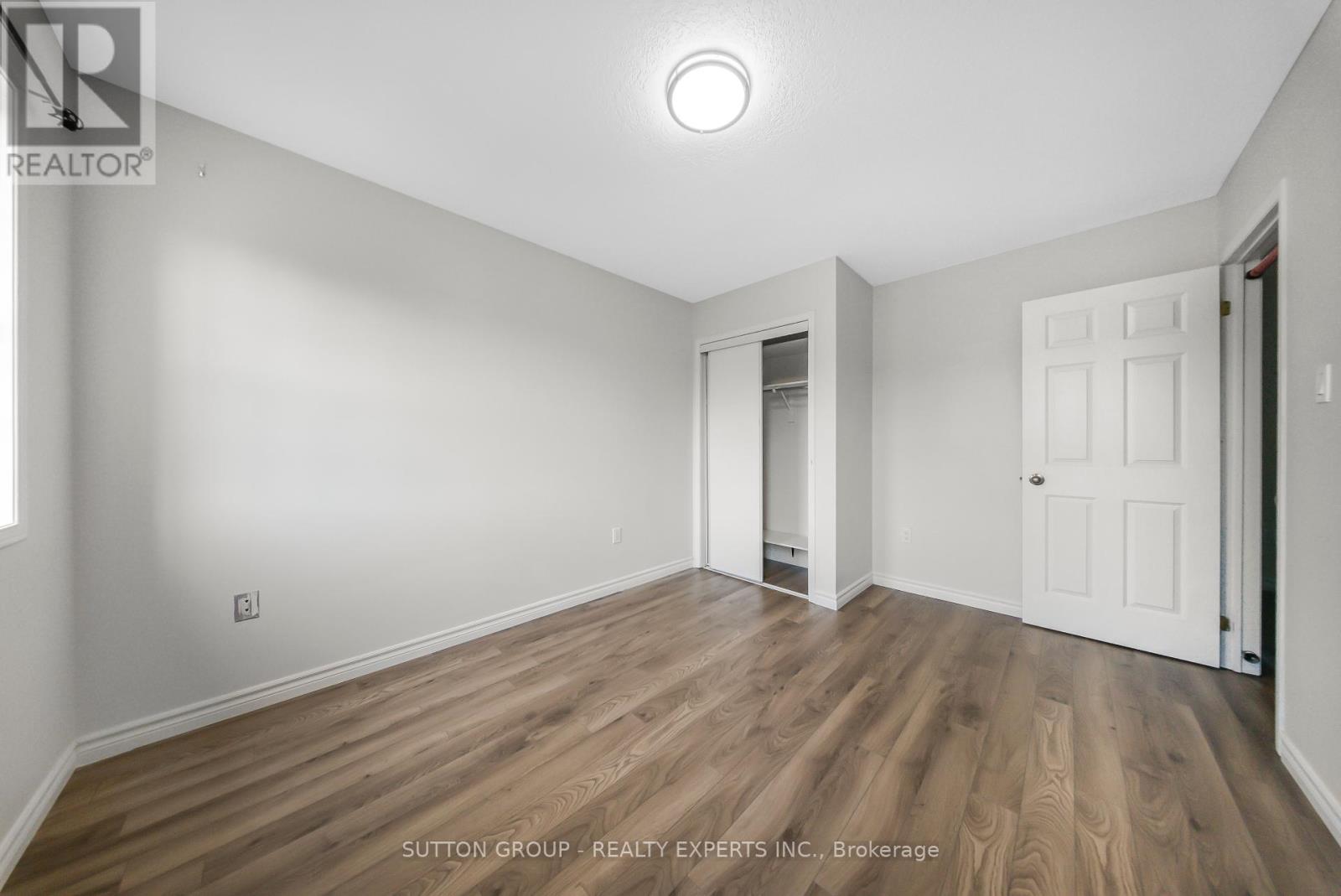 Photo 3 of 149 Osborn Avenue, Brantford ON
