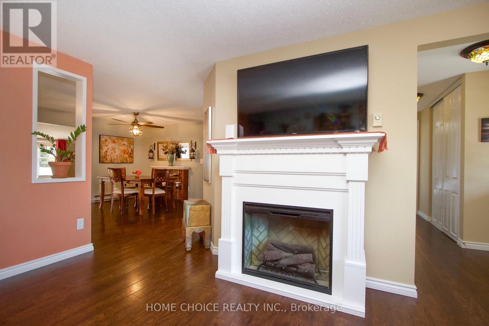 Photo 15 of 10 Eastbank Road, Clarington ON