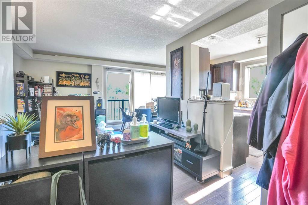 Single Family House for Sale in    Avenue SW Sunalta Calgary 