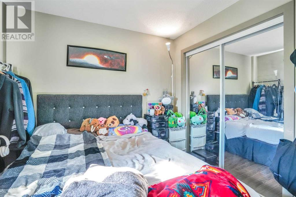 Single Family House for Sale in    Avenue SW Sunalta Calgary 