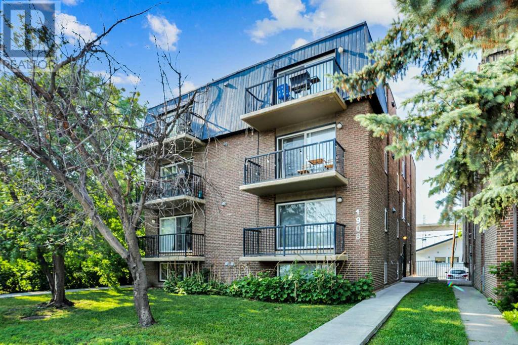 Single Family House for Sale in    Avenue SW Sunalta Calgary 