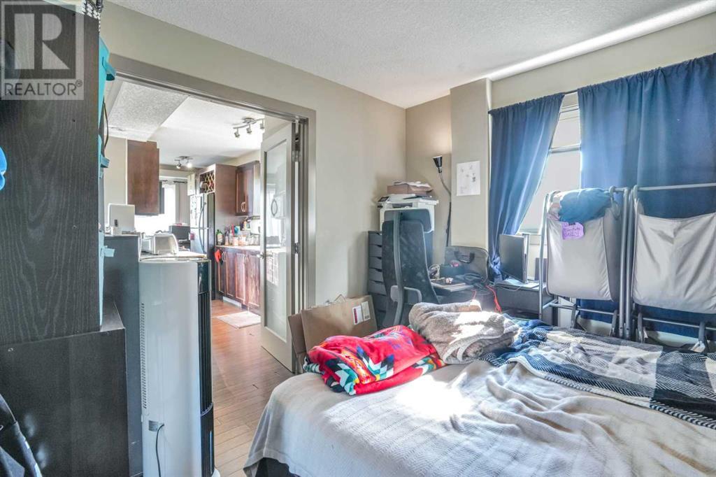 Single Family House for Sale in    Avenue SW Sunalta Calgary 