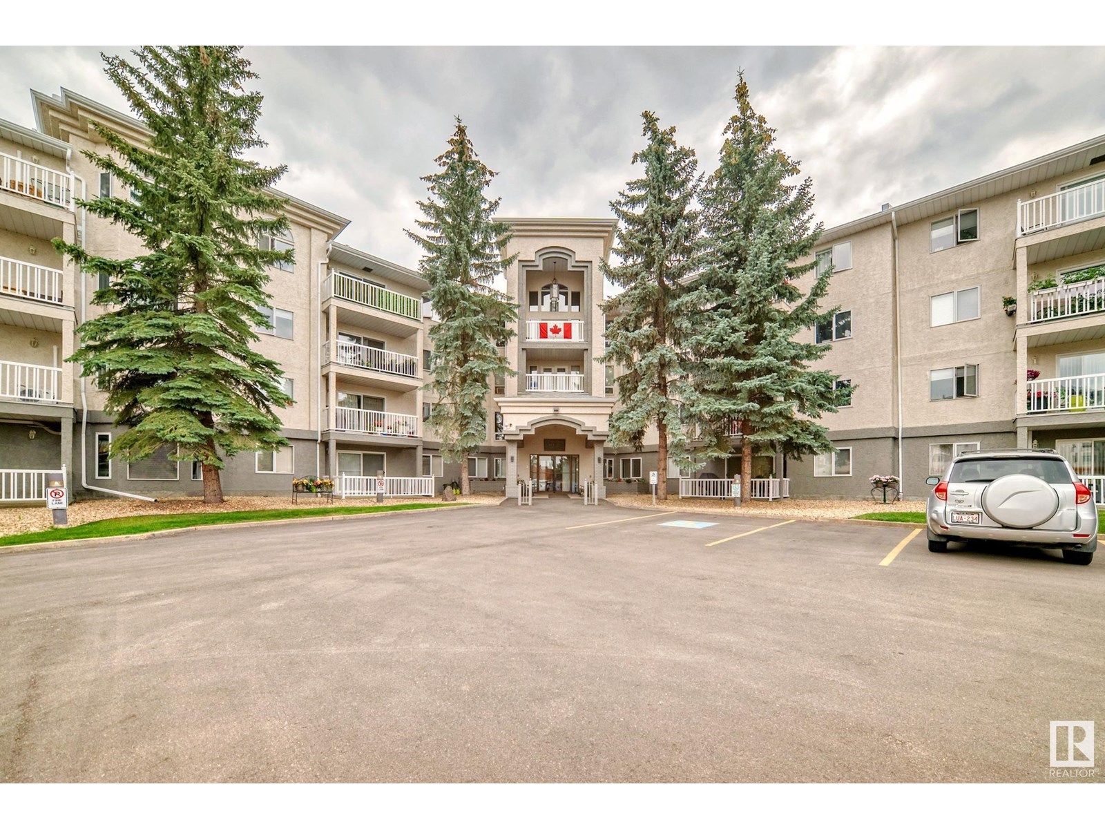 Photo 44 of 211 10915 21 Av Nw, Edmonton AB