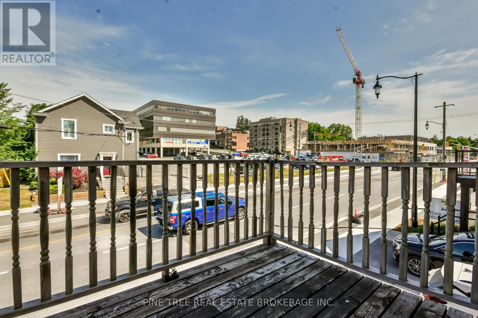 Photo 12 of 9 Sophia Street W, Barrie ON