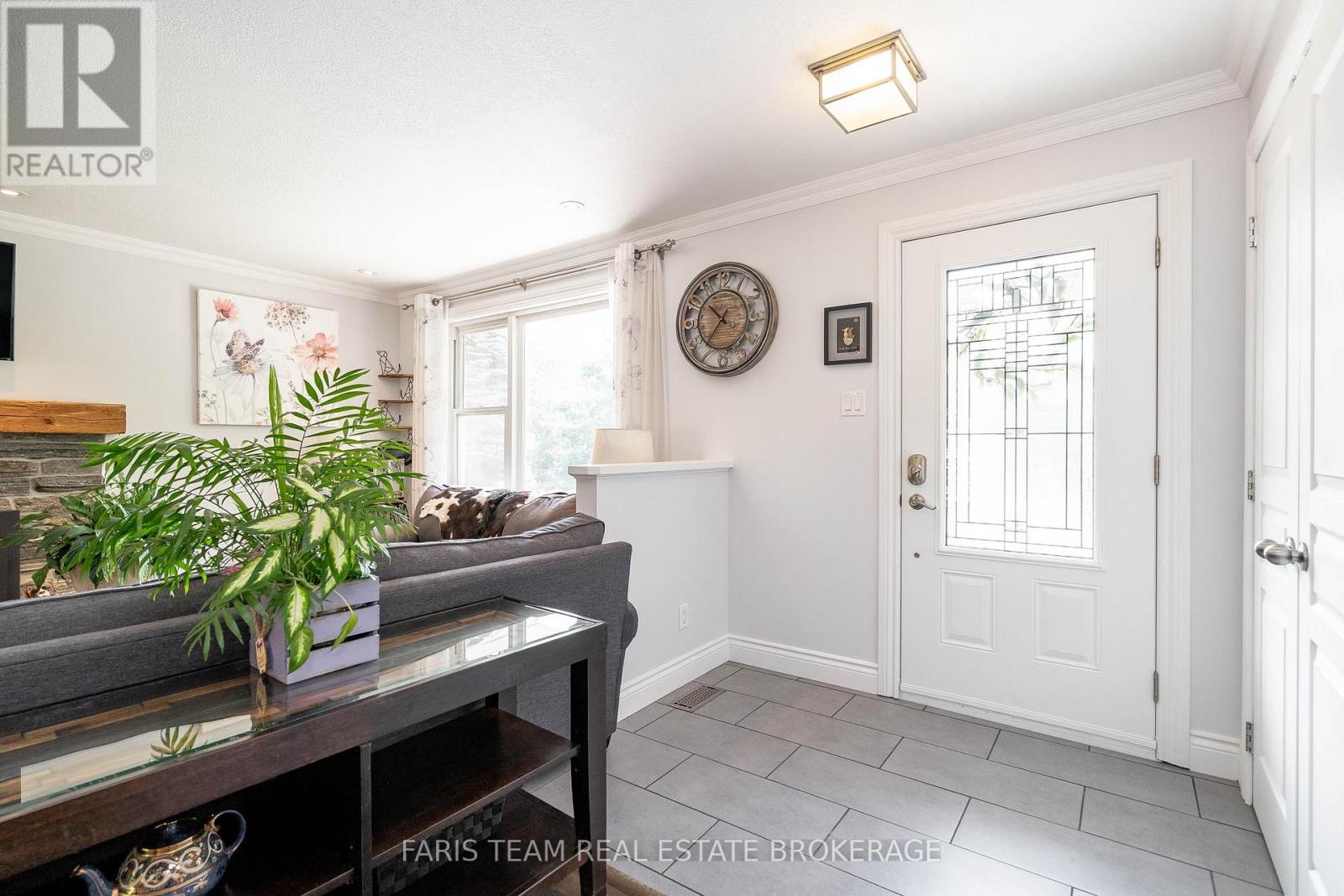 Photo 14 of 1116 Everton Road, Midland ON