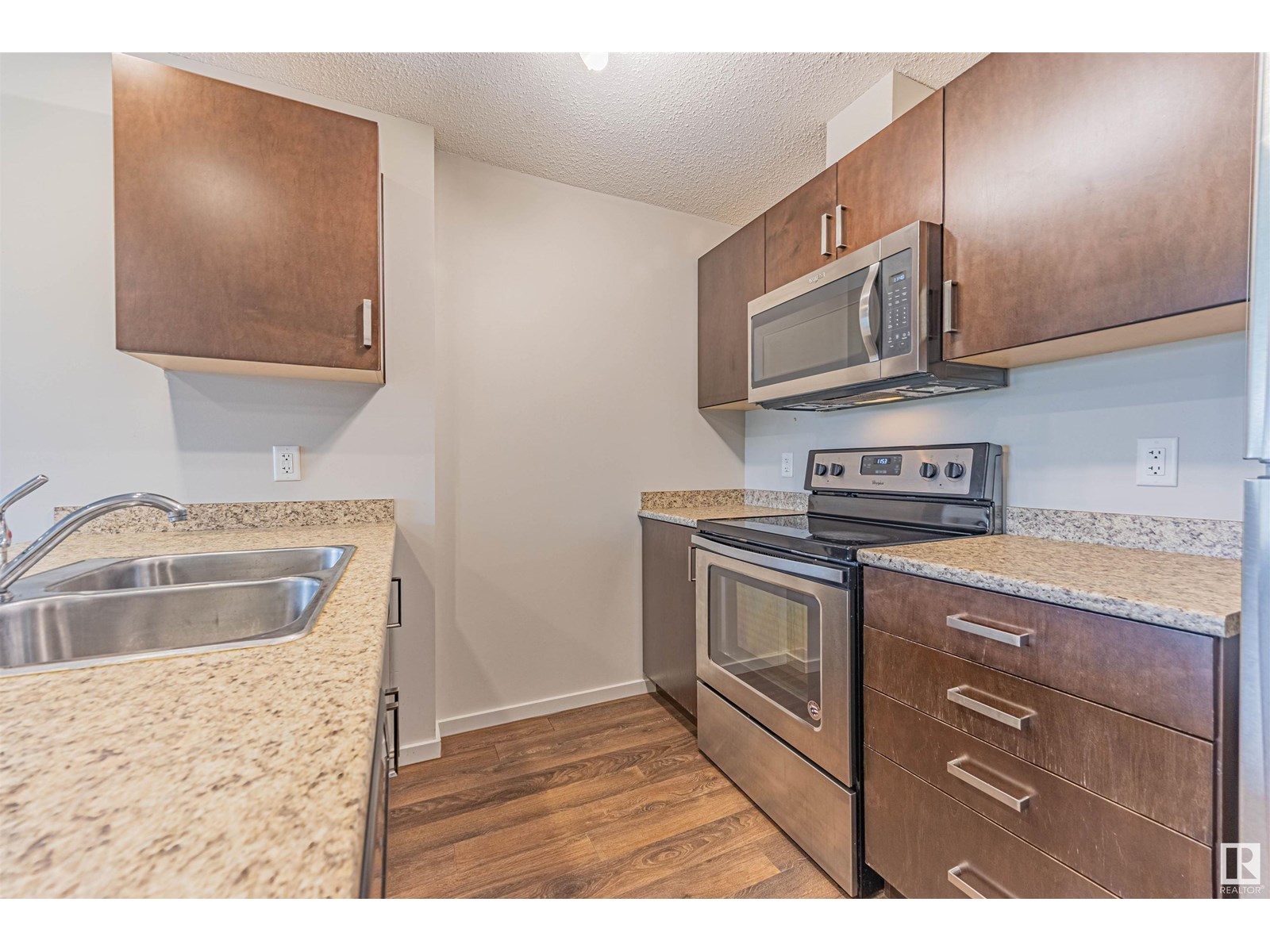 Photo 11 of 209 142 Ebbers Bv Nw, Edmonton AB