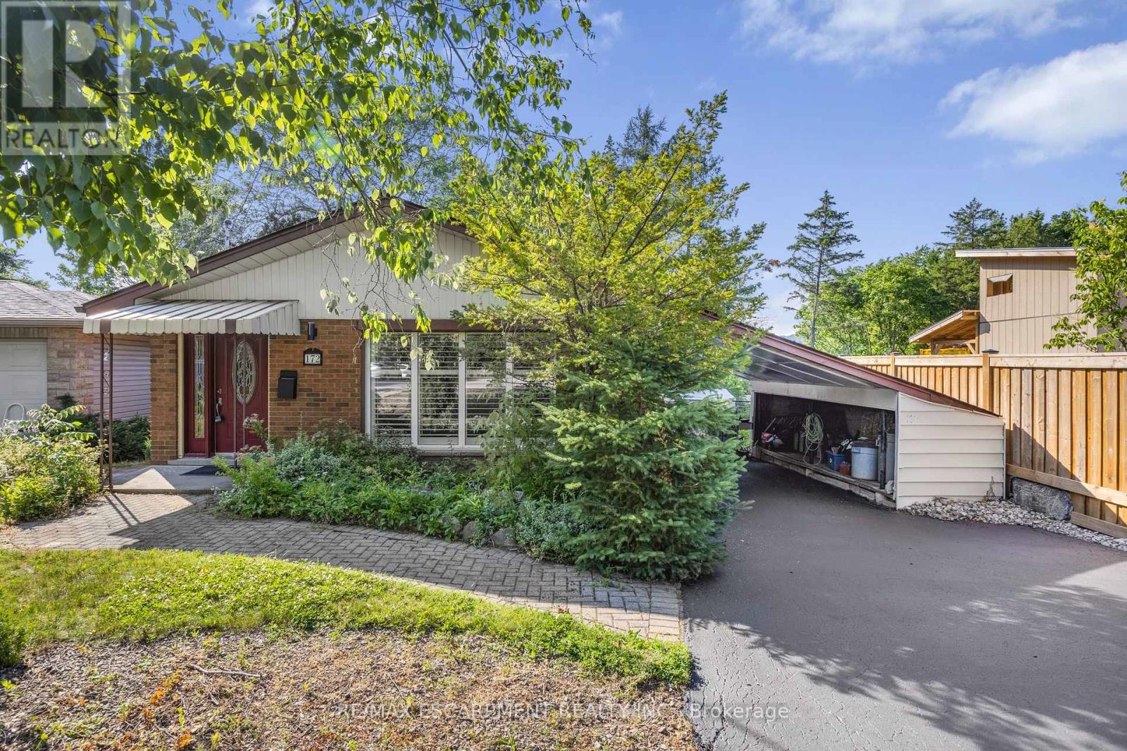 Photo 7 of 172 Old Ancaster Road N, Hamilton ON