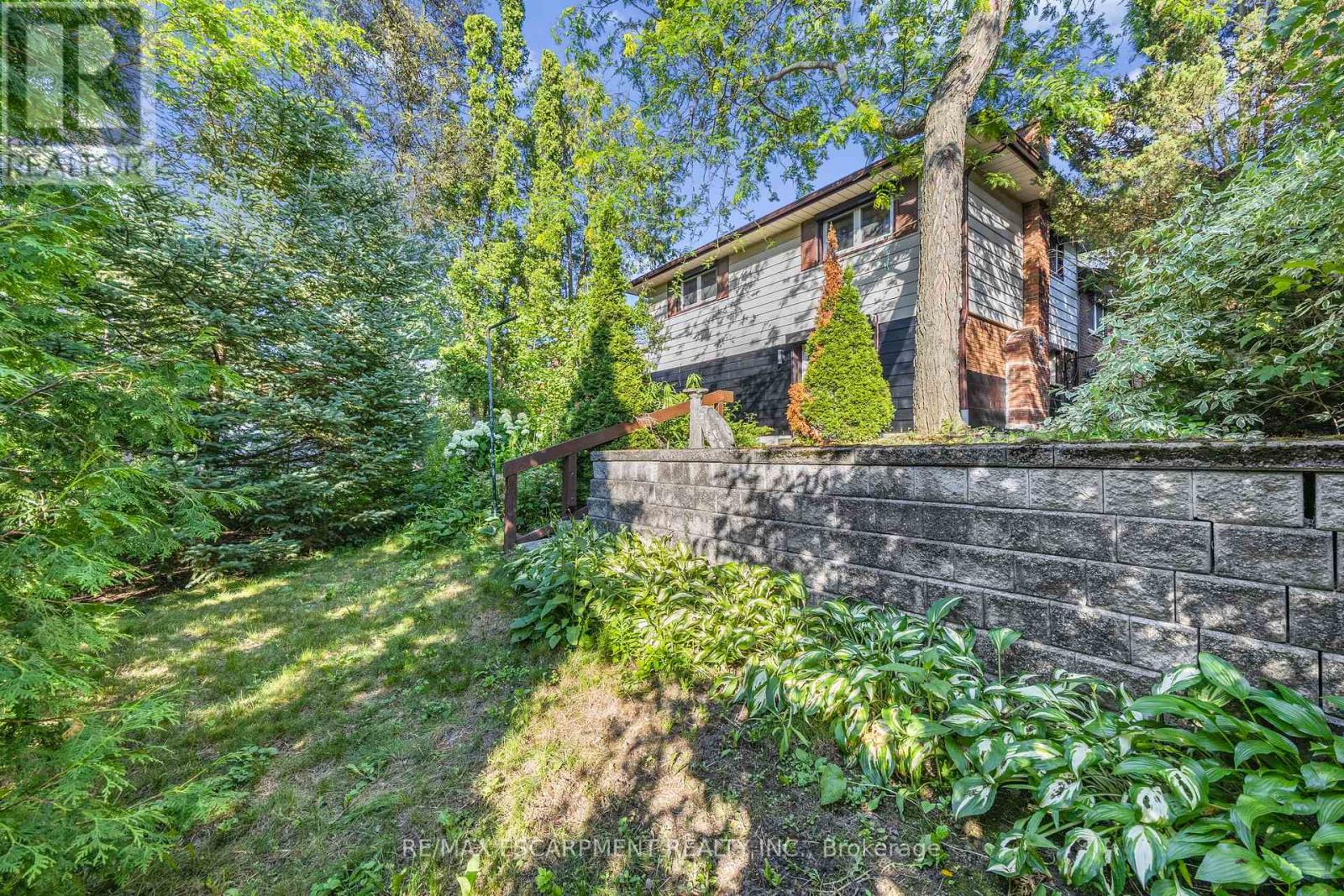 Photo 1 of 172 Old Ancaster Road N, Hamilton ON