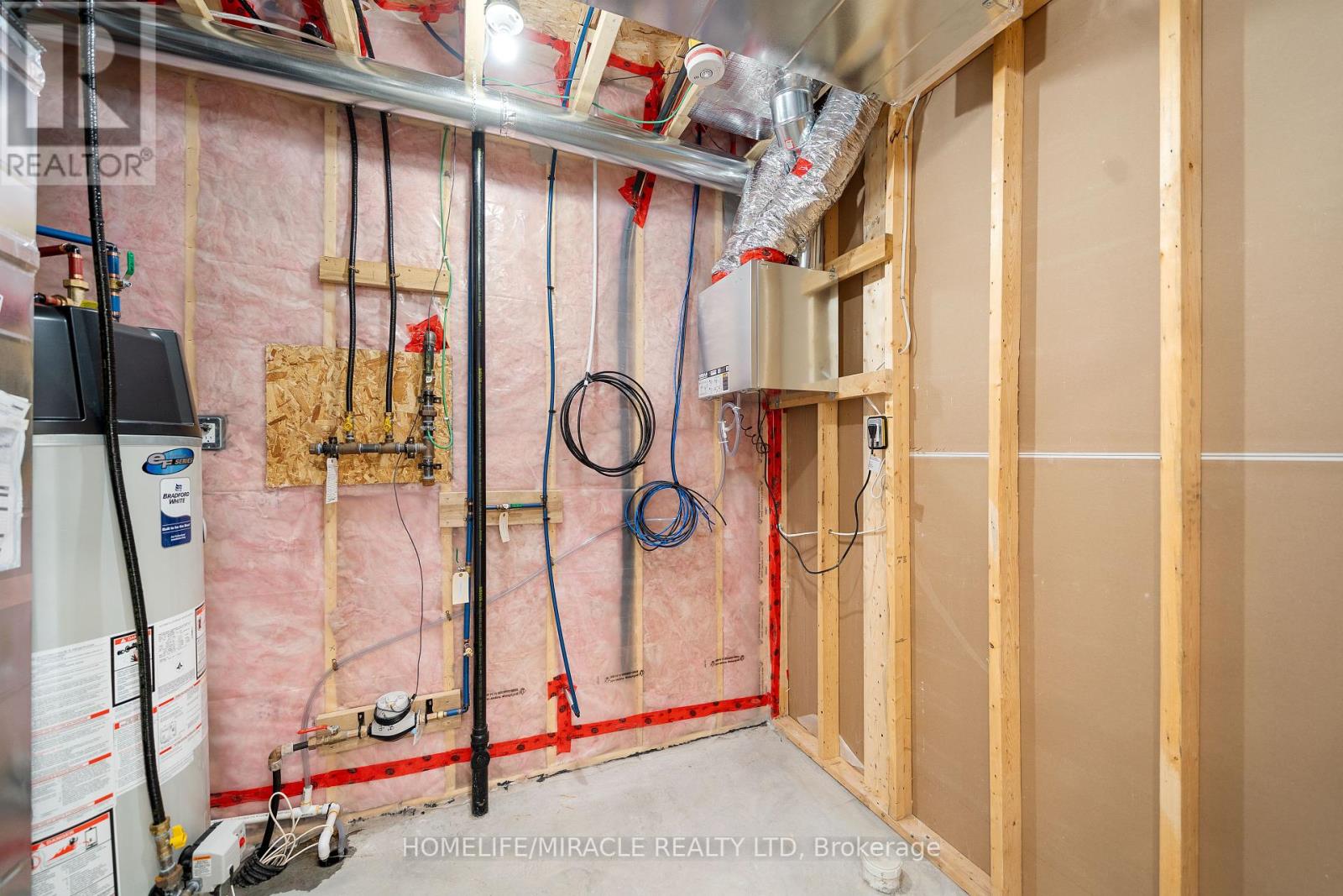 Photo 40 of 93 Buchanan Avenue, Prince Edward County ON