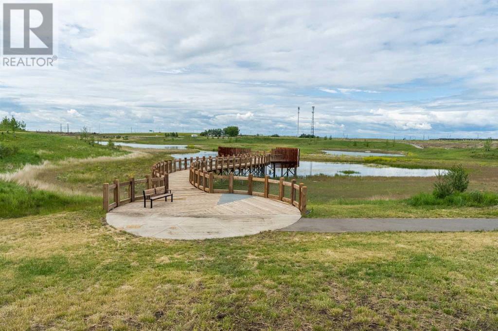 Photo 41 of 121 Hotchkiss Way Se, Calgary AB
