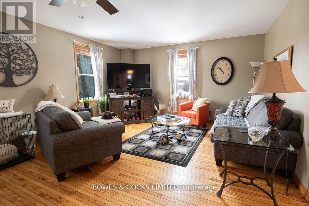 Photo 20 of 5635 Highway 620, Wollaston ON