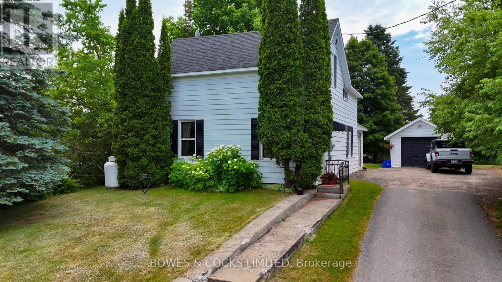 Photo 15 of 5635 Highway 620, Wollaston ON