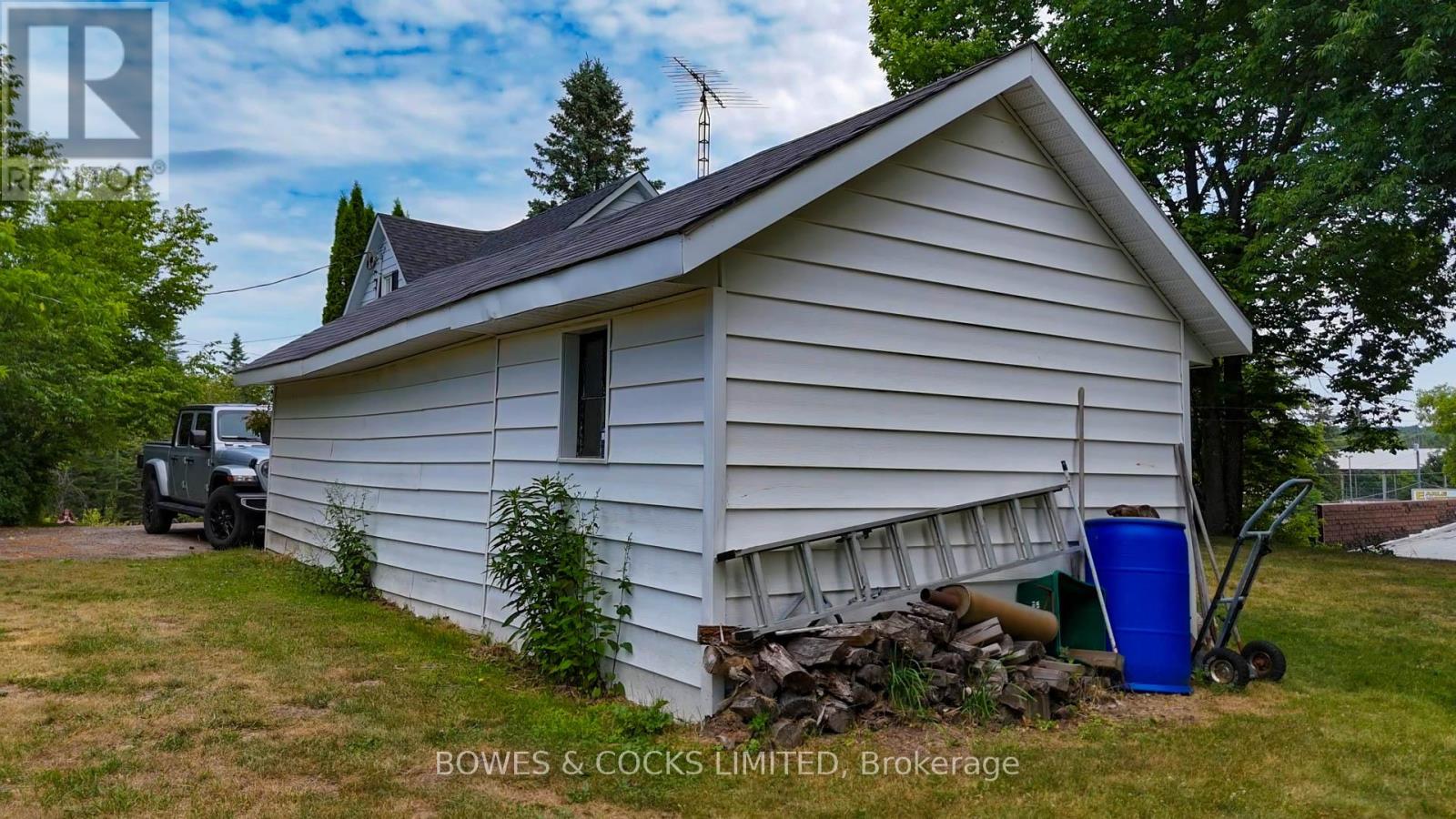 Photo 2 of 5635 Highway 620, Wollaston ON