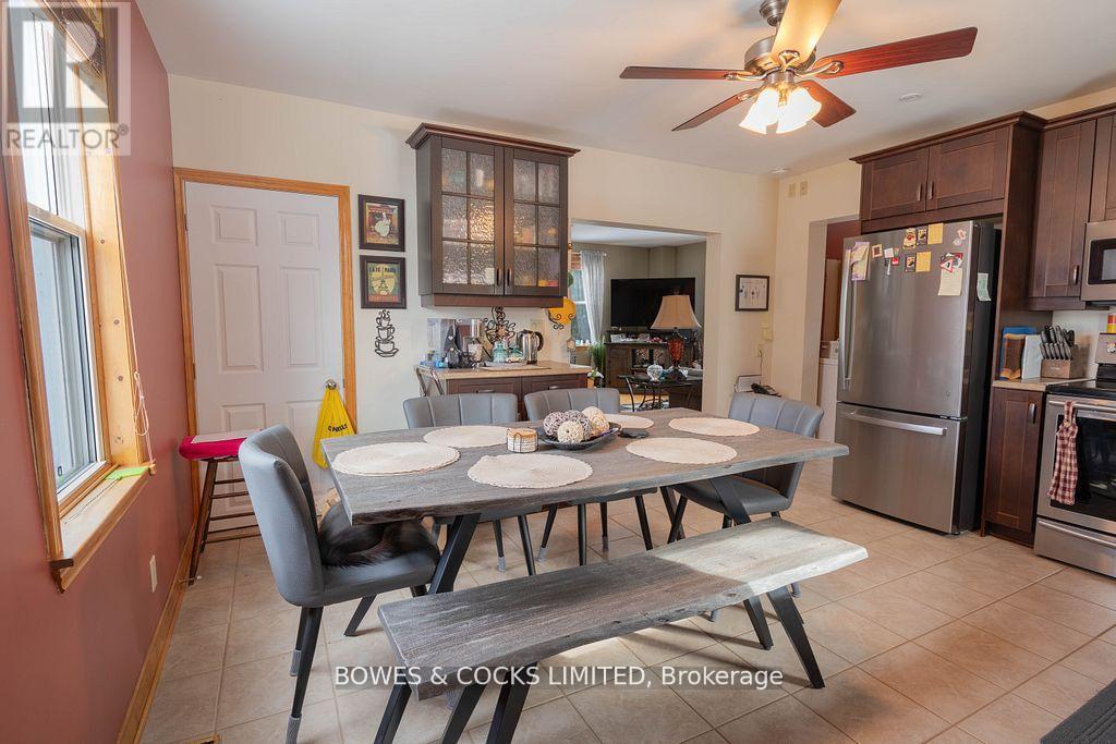 Photo 23 of 5635 Highway 620, Wollaston ON