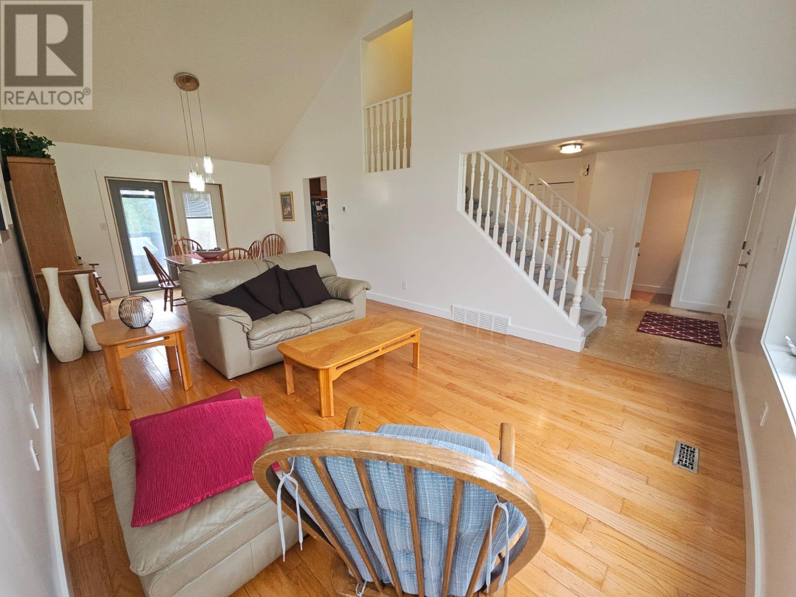 5309 Hillside Avenue NW, Chetwynd
