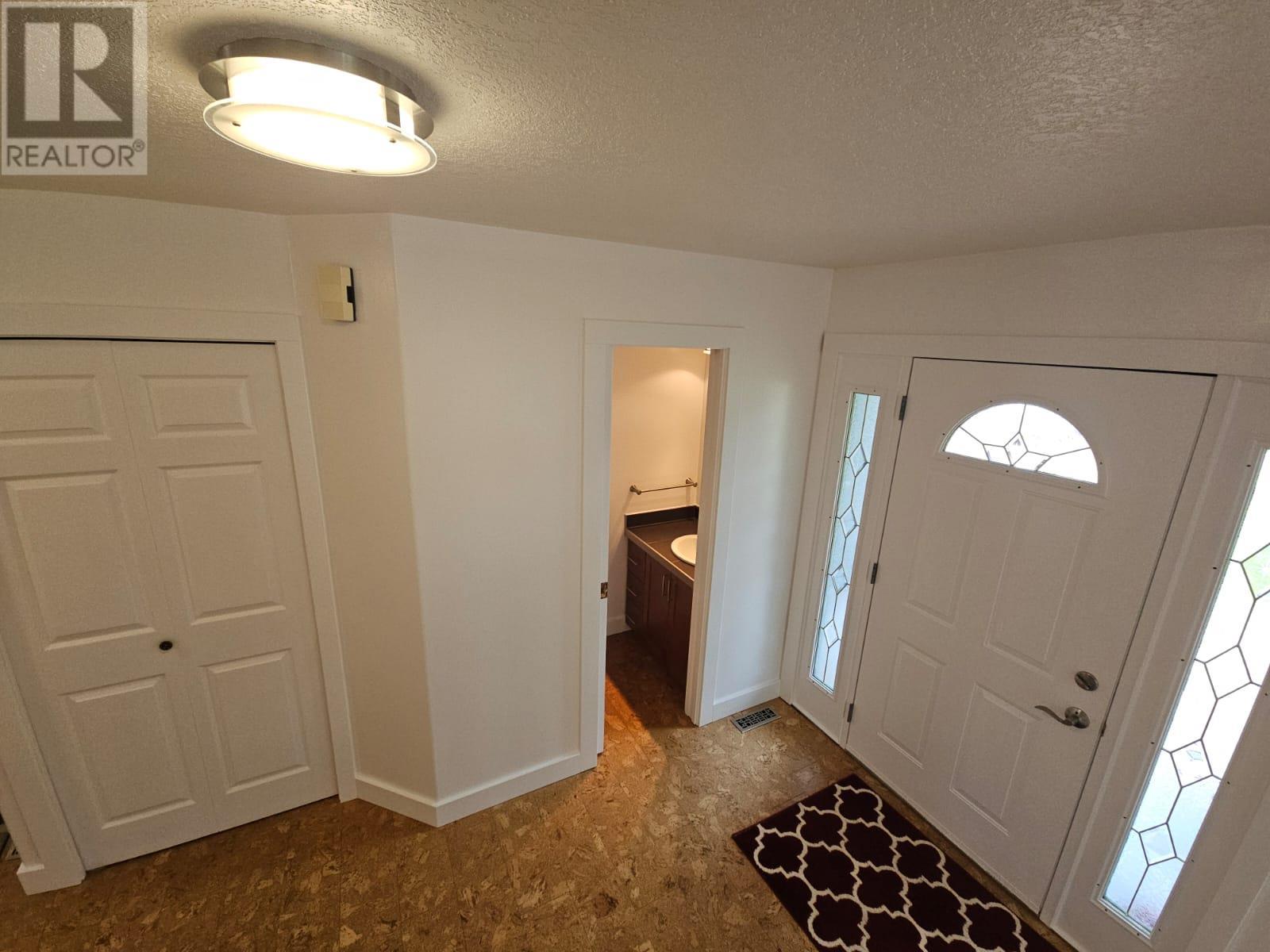 5309 Hillside Avenue NW, Chetwynd