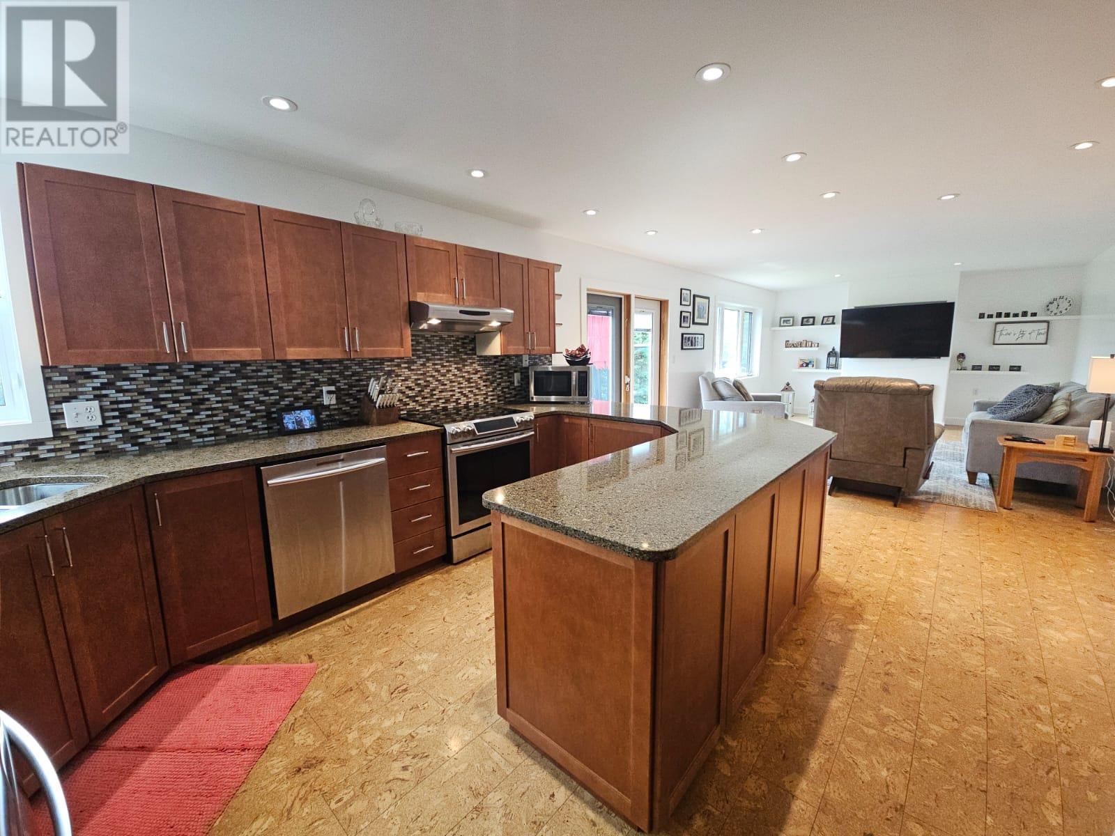 5309 Hillside Avenue NW, Chetwynd