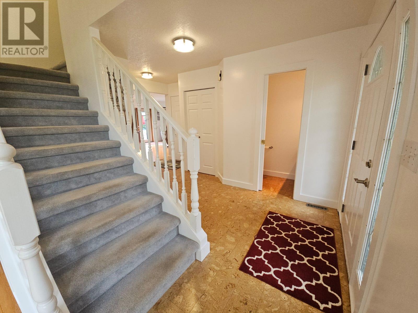 5309 Hillside Avenue NW, Chetwynd