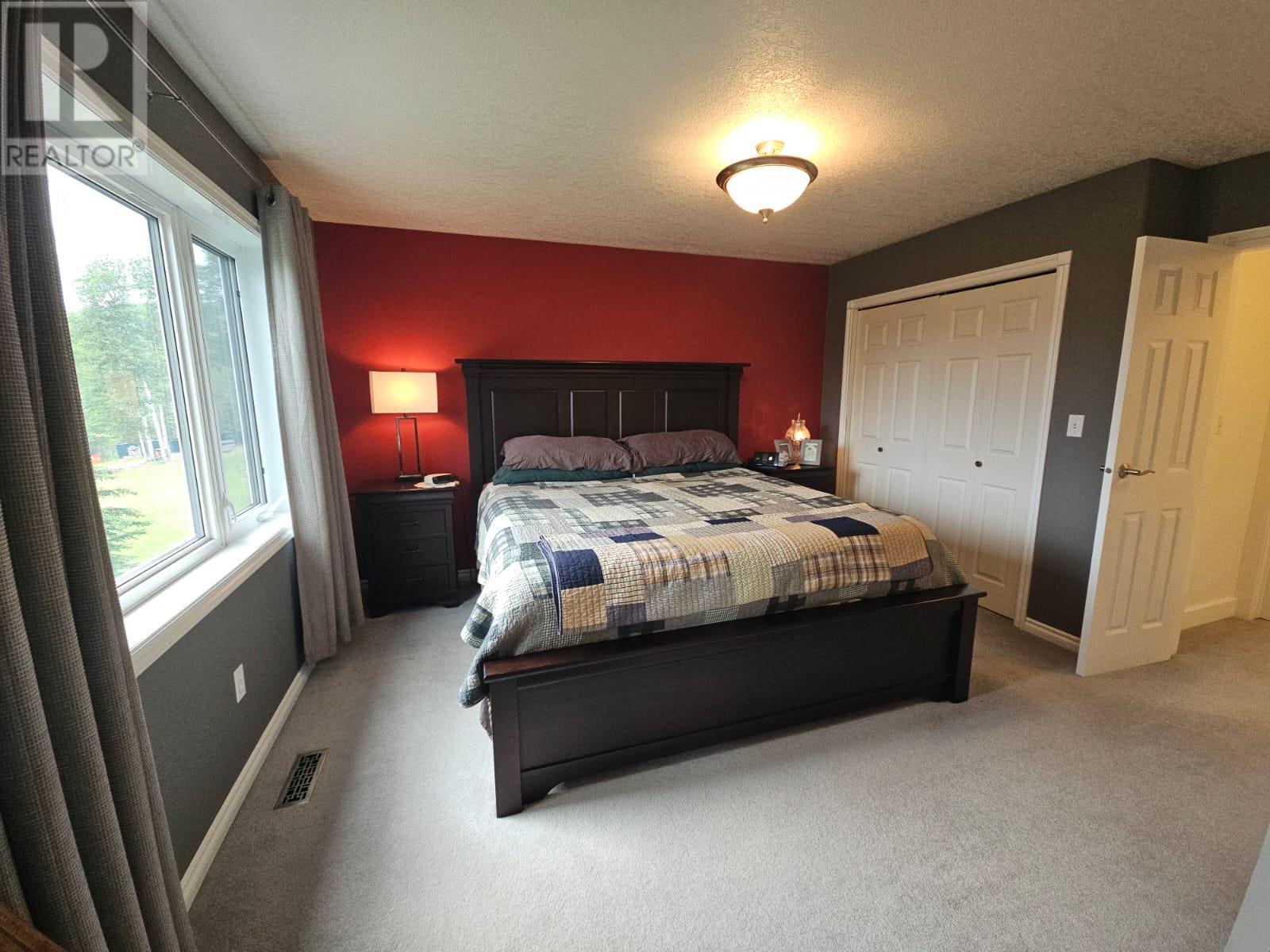 5309 Hillside Avenue NW, Chetwynd