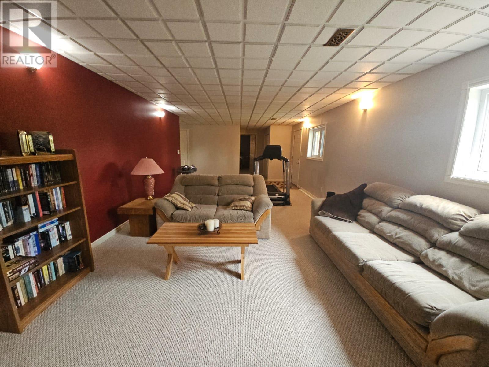 5309 Hillside Avenue NW, Chetwynd
