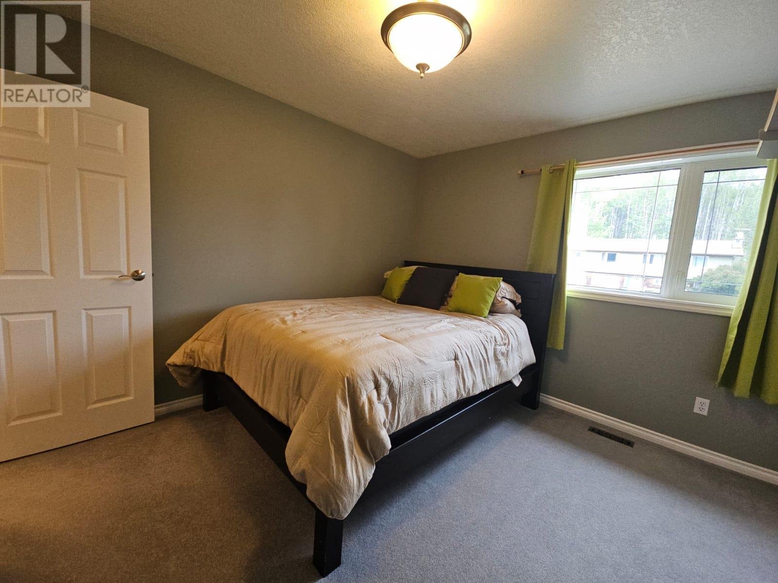 5309 Hillside Avenue NW, Chetwynd