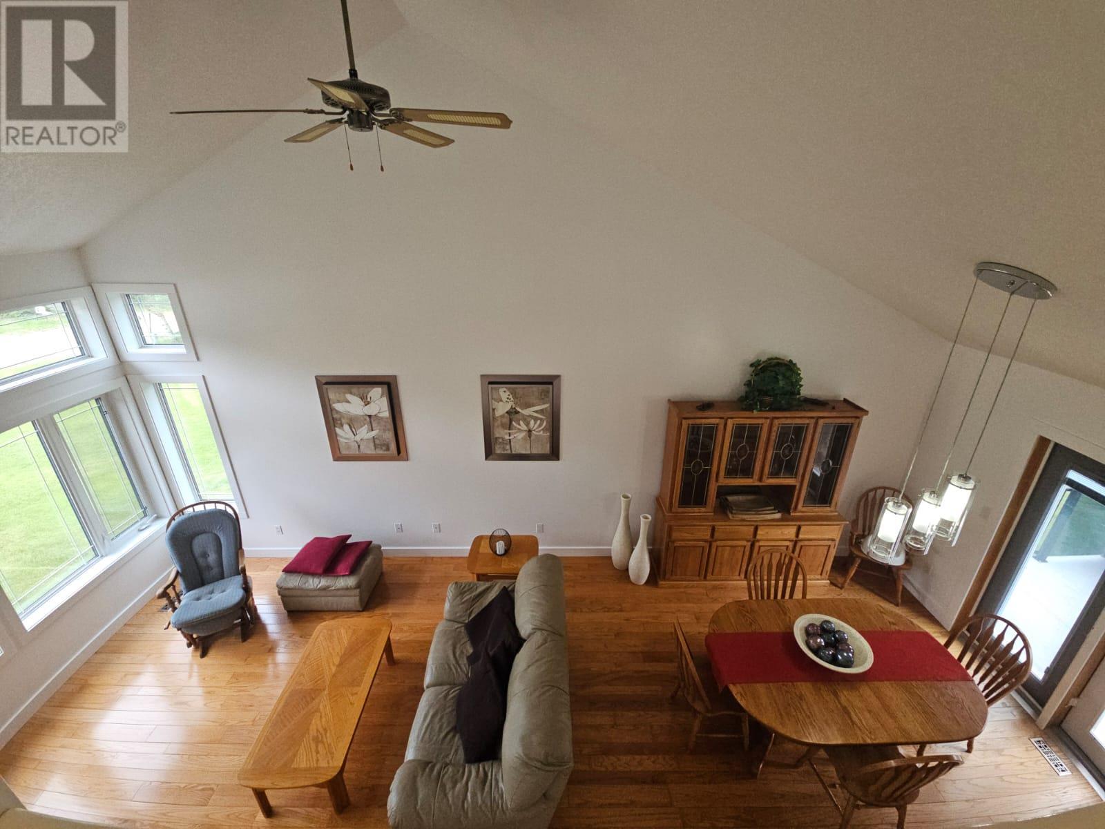 5309 Hillside Avenue NW, Chetwynd
