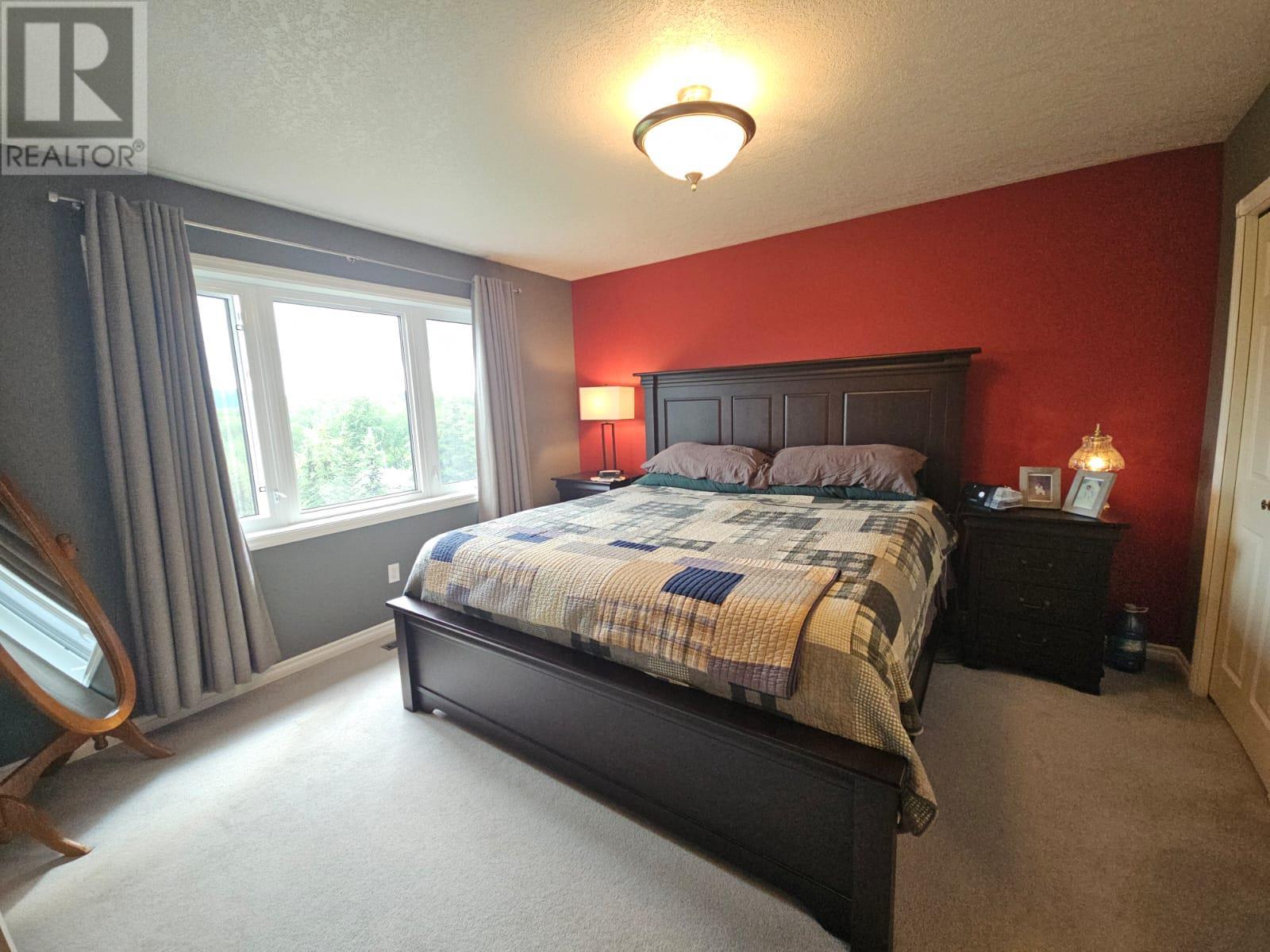 5309 Hillside Avenue NW, Chetwynd