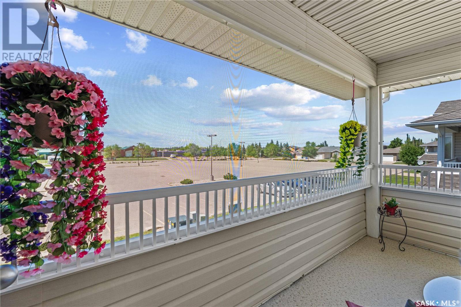 Single Family House Low rise for Sale in  Buckingham DRIVE E Regina 