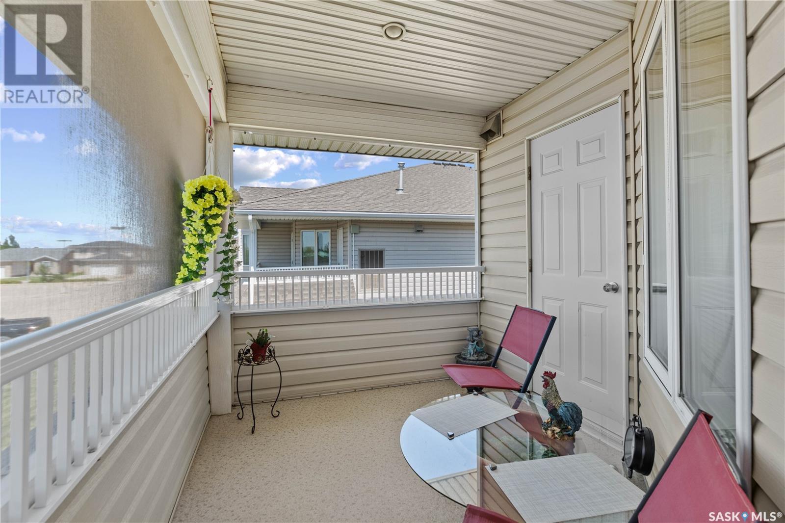 Single Family House Low rise for Sale in  Buckingham DRIVE E Regina 