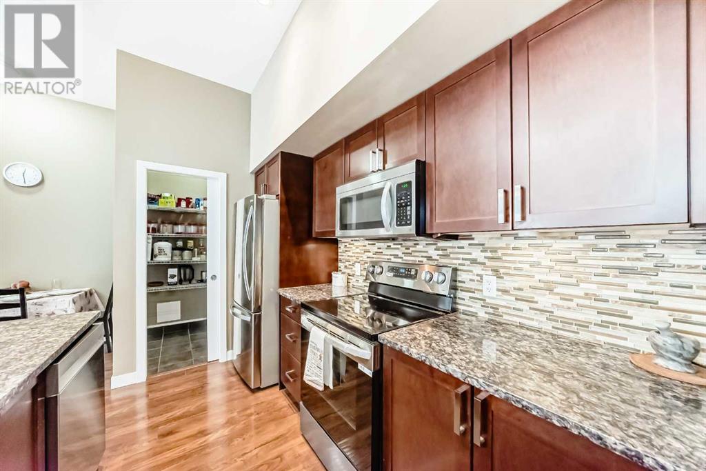 Single Family House for Sale in    Street NE Highland Park Calgary 
