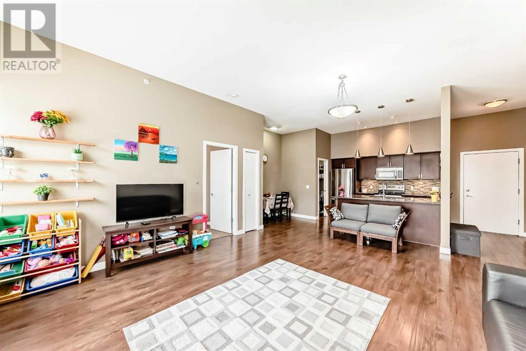Single Family House for Sale in    Street NE Highland Park Calgary 