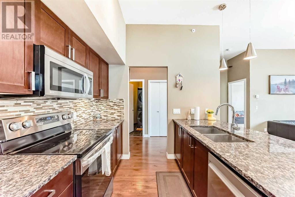 Single Family House for Sale in    Street NE Highland Park Calgary 
