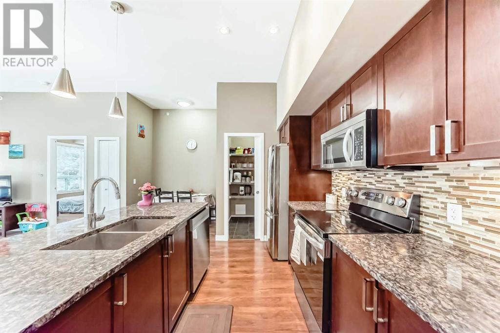 Single Family House for Sale in    Street NE Highland Park Calgary 