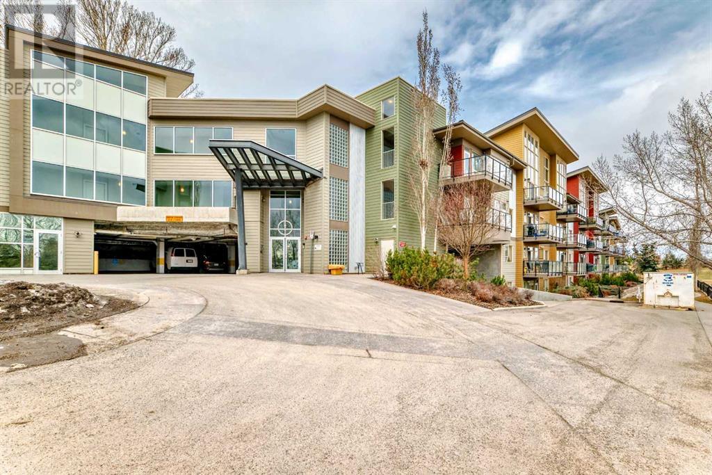 Single Family House for Sale in    Street NE Highland Park Calgary 