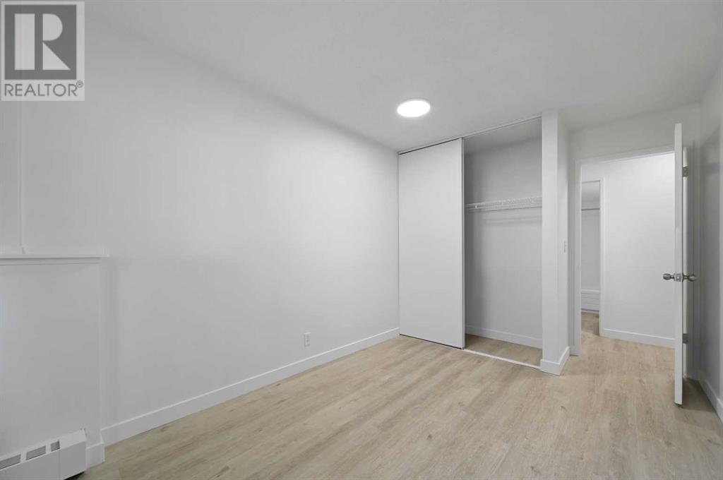 Single Family House for Sale in C  Dalton Drive NW Dalhousie Calgary 