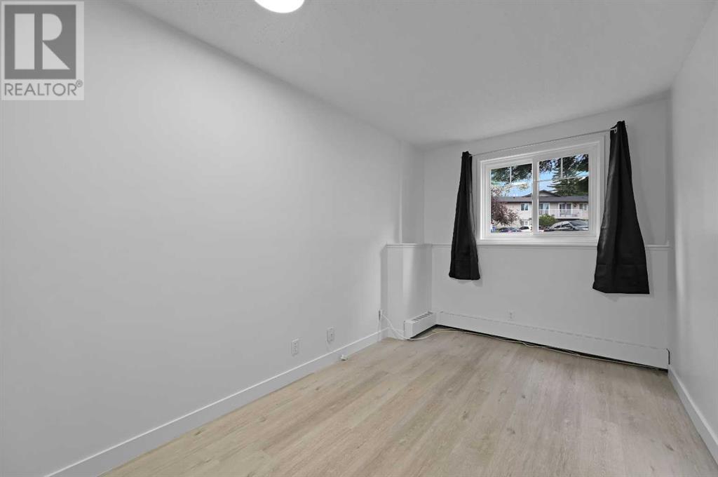Single Family House for Sale in C  Dalton Drive NW Dalhousie Calgary 