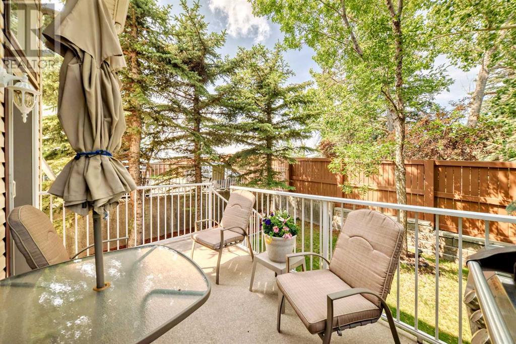 Single Family House 4 Level for Sale in  Dover Mews SE Dover Calgary 