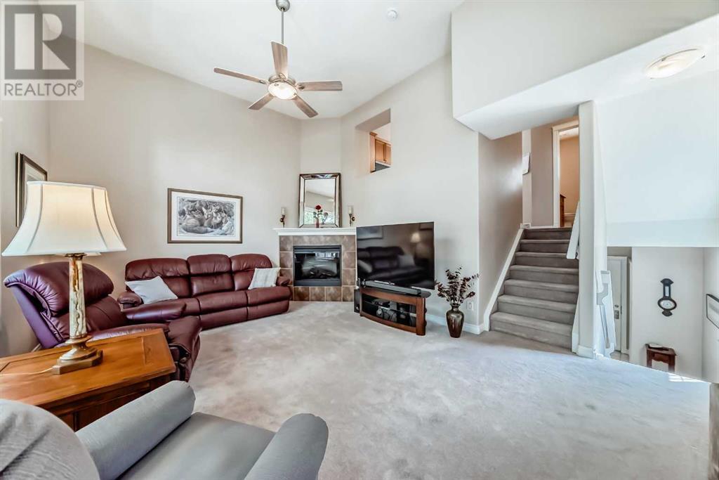 Single Family House 4 Level for Sale in  Dover Mews SE Dover Calgary 