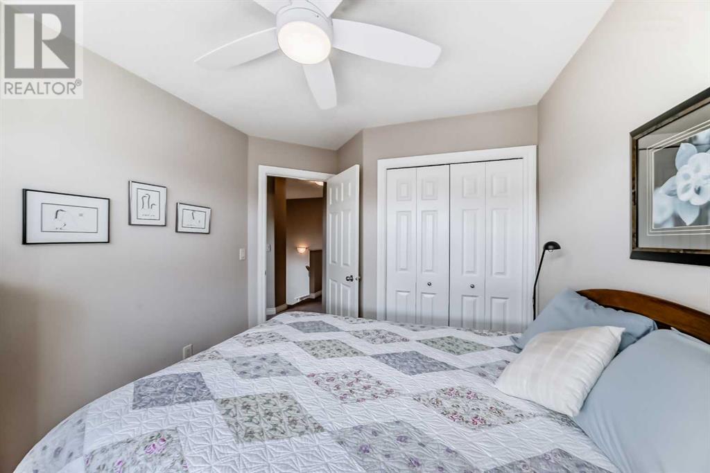 Single Family House 4 Level for Sale in  Dover Mews SE Dover Calgary 