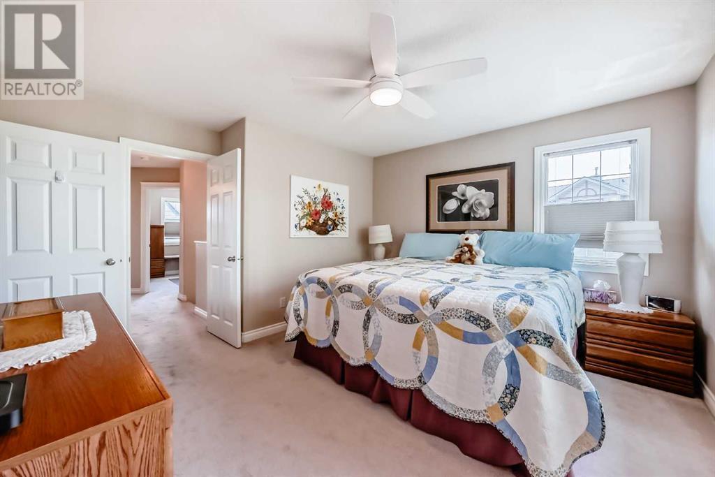 Single Family House 4 Level for Sale in  Dover Mews SE Dover Calgary 