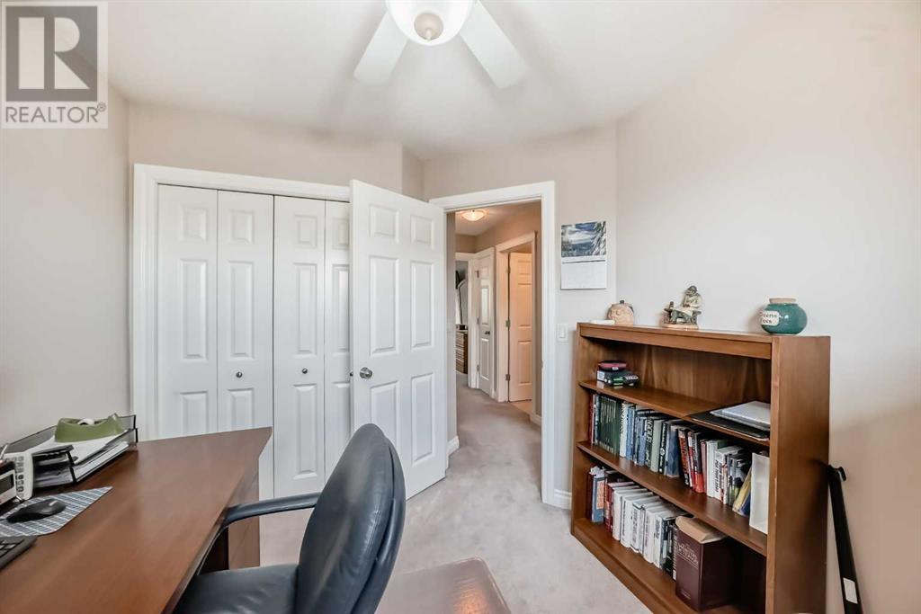 Single Family House 4 Level for Sale in  Dover Mews SE Dover Calgary 