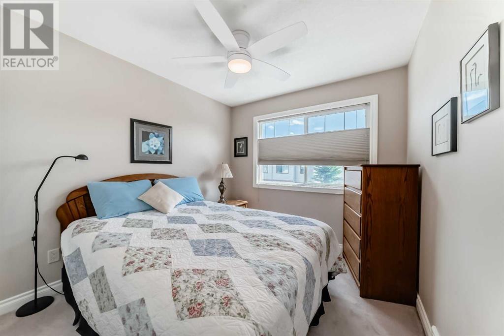 Single Family House 4 Level for Sale in  Dover Mews SE Dover Calgary 
