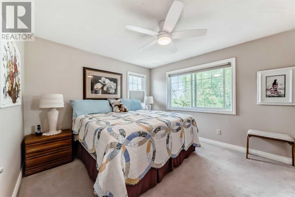 Single Family House 4 Level for Sale in  Dover Mews SE Dover Calgary 