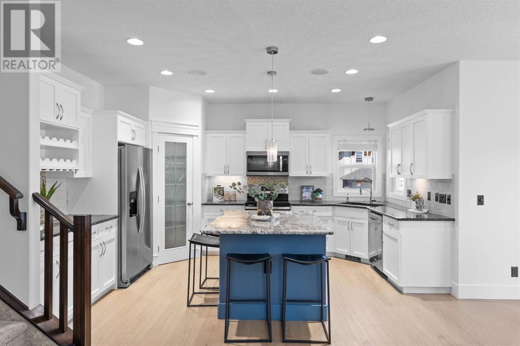 Single Family House for Sale in  Val Gardena Court SW Springbank Hill Calgary 
