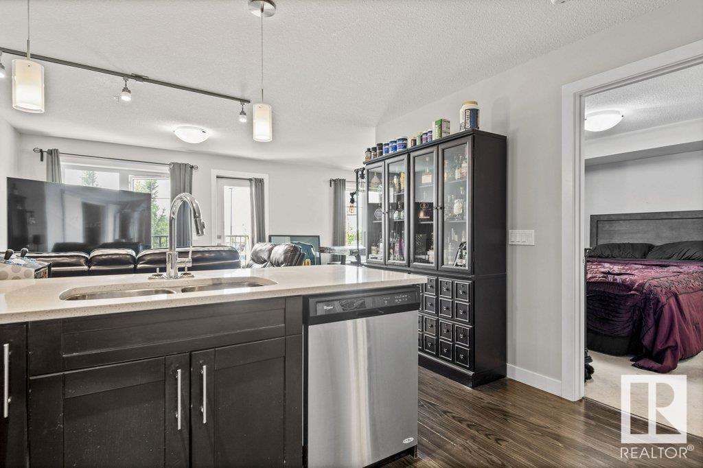 Photo 8 of 206 1031 173 St Sw, Edmonton AB