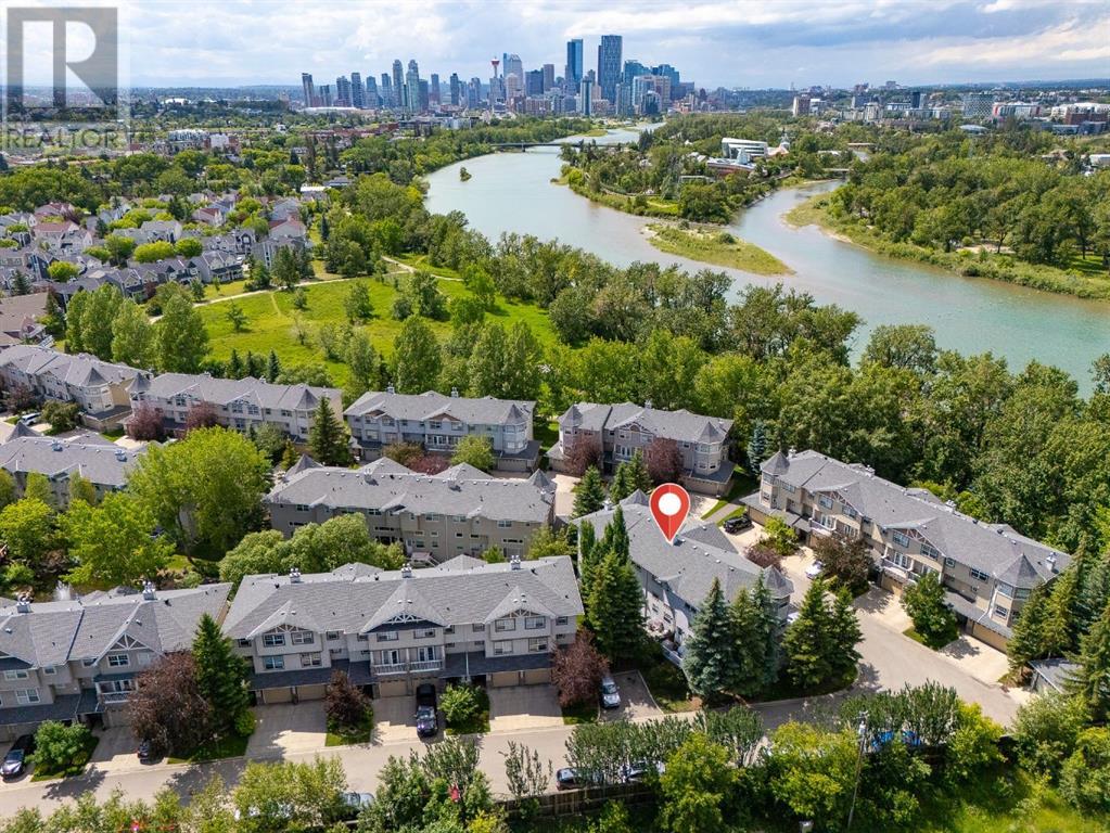 Single Family House 4 Level for Sale in  Inglewood Grove SE Inglewood Calgary 